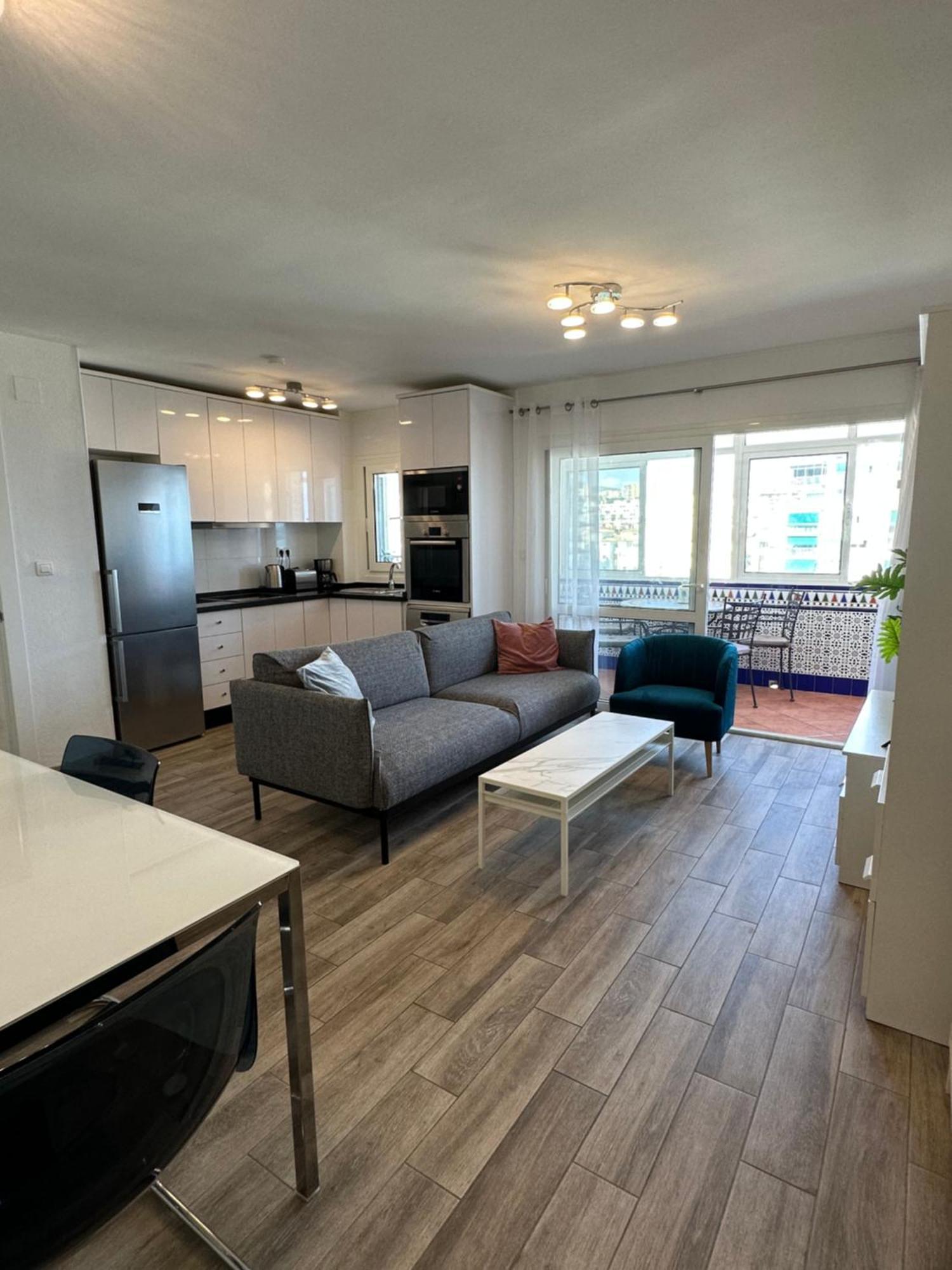 Luxury Beachfront Apartment In Benalmadena Costa Kültér fotó