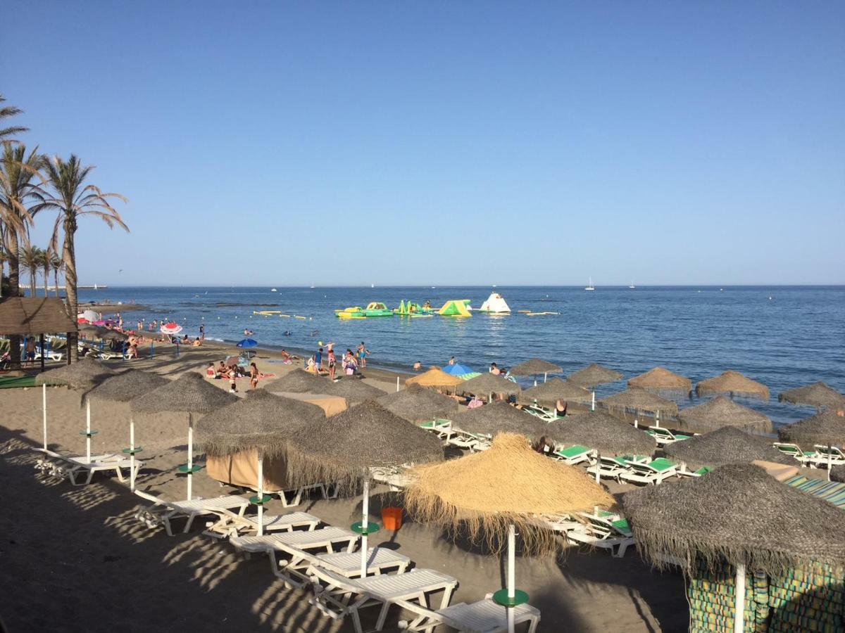 Luxury Beachfront Apartment In Benalmadena Costa Kültér fotó